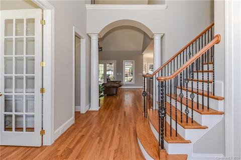 7617 Windaliere Dr, Cornelius, NC 28031 photo 2