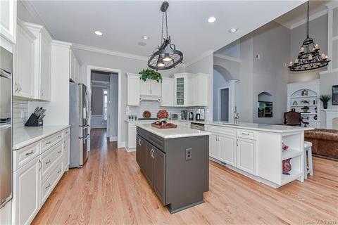 7617 Windaliere Dr, Cornelius, NC 28031 photo 10