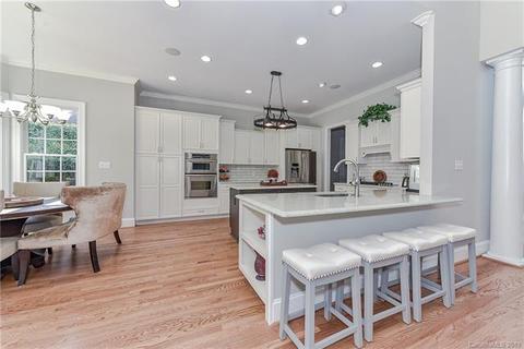 7617 Windaliere Dr, Cornelius, NC 28031 photo 6