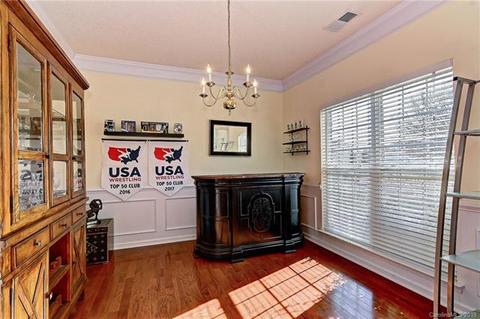 7031 Blithe Low Pl, Charlotte, NC 28273 photo 4