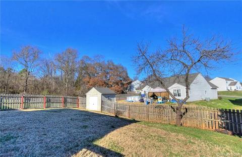 7031 Blithe Low Pl, Charlotte, NC 28273 photo 23