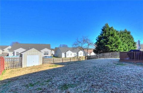 7031 Blithe Low Pl, Charlotte, NC 28273 photo 24