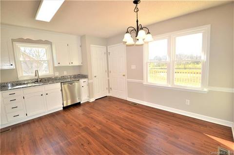 204 Meadow Wind Ct, Monroe, NC 28110 photo 4