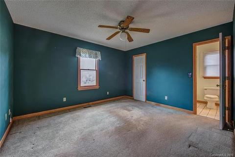 113 Crestbrook Cir, Shelby, NC 28152 photo 12