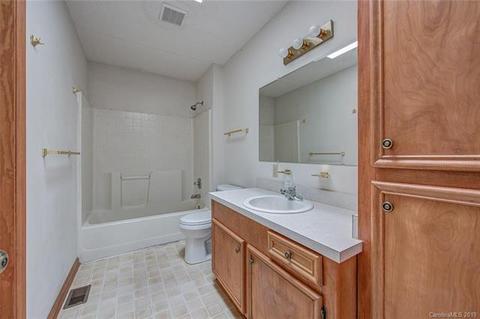113 Crestbrook Cir, Shelby, NC 28152 photo 14
