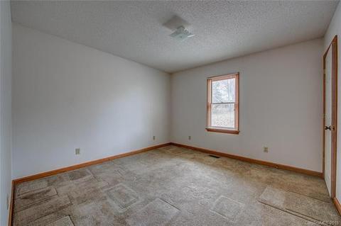 113 Crestbrook Cir, Shelby, NC 28152 photo 17