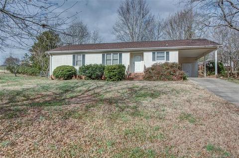 113 Crestbrook Cir, Shelby, NC 28152 photo 1