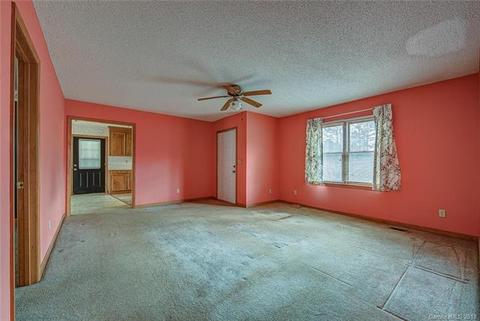 113 Crestbrook Cir, Shelby, NC 28152 photo 6