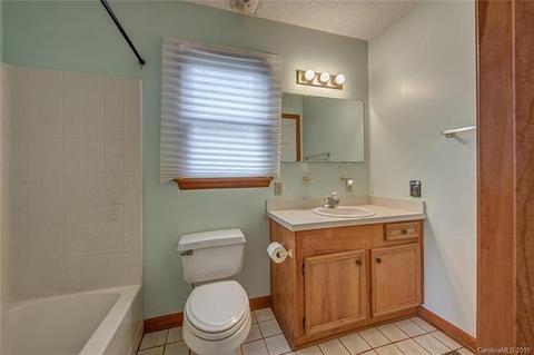 113 Crestbrook Cir, Shelby, NC 28152 photo 16