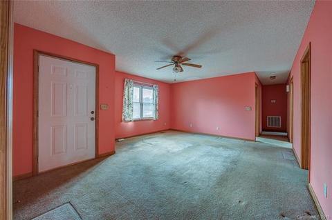 113 Crestbrook Cir, Shelby, NC 28152 photo 5