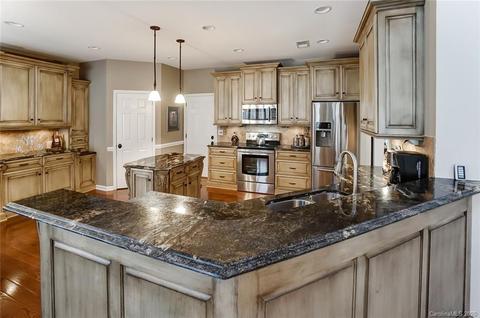 19903 Scanmar Ln, Cornelius, NC 28031 photo 6