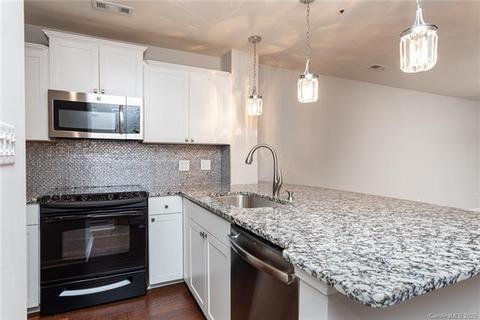 17522 Tuscany Ln, Cornelius, NC 28031 photo 6