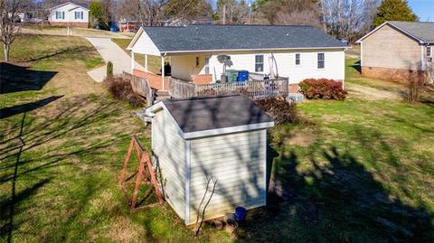 3602 Smithfield Dr, Conover, NC 28613 photo 14