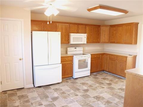 3294 Overbrook Dr, Conover, NC 28613 photo 9