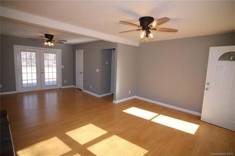 106 Stanfield Dr, Stanley, NC 28164 photo 8