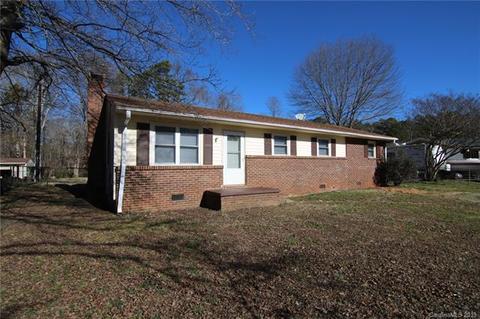 106 Stanfield Dr, Stanley, NC 28164 photo 1