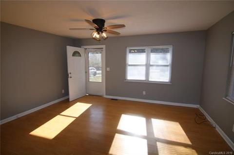 106 Stanfield Dr, Stanley, NC 28164 photo 5
