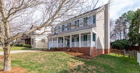 19926 Scanmar Ln, Cornelius, NC 28031 photo 2