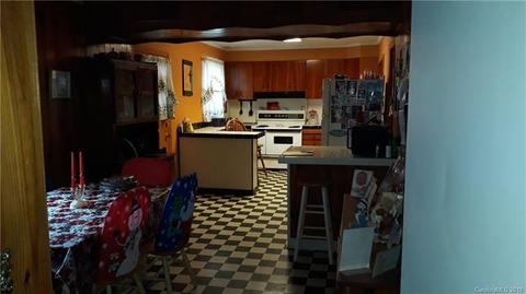 220 W Main St, Biscoe, NC 27209 photo 8