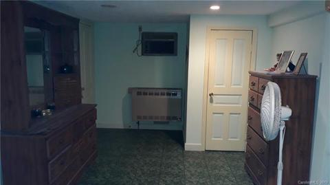 220 W Main St, Biscoe, NC 27209 photo 15