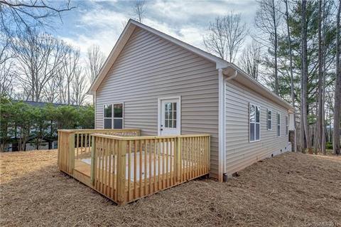 207 Falls St, Morganton, NC 28655 photo 6