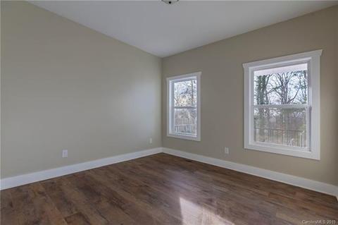207 Falls St, Morganton, NC 28655 photo 11