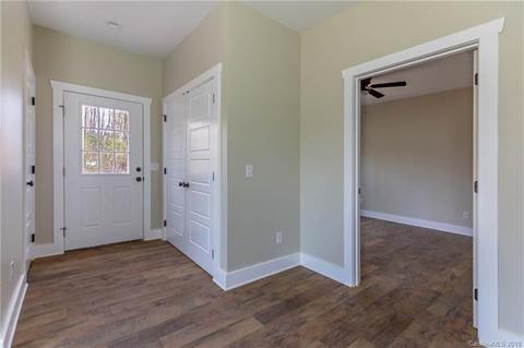 207 Falls St, Morganton, NC 28655 photo 18