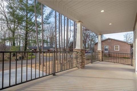 207 Falls St, Morganton, NC 28655 photo 7