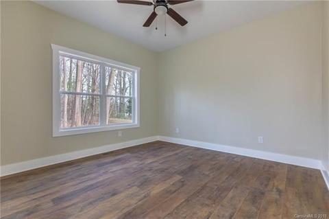 207 Falls St, Morganton, NC 28655 photo 13