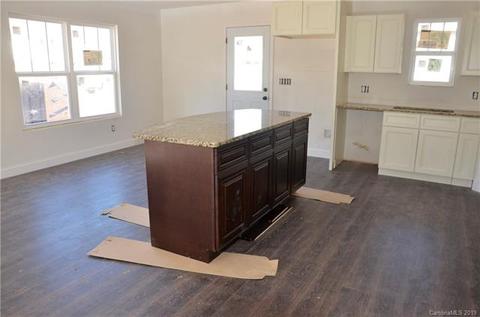 296 Eagle Creek Rd, Clover, SC 29710 photo 10