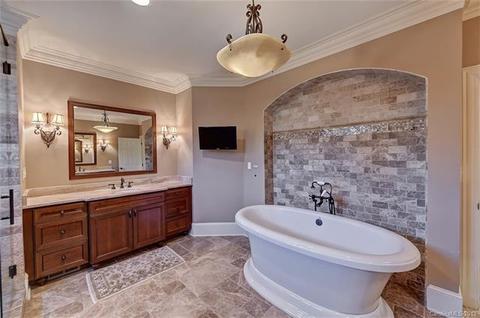 18327 Bowsprit Pointe Rd, Cornelius, NC 28031 photo 21