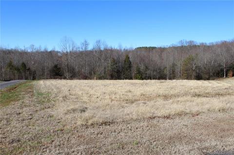 146 Haystack Ln, Olin, NC 28660 photo 4