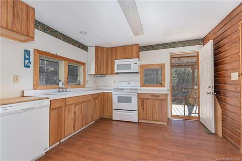 866 Henry Ruff Rd, Mill Spring, NC 28756 photo 7