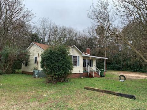 1667 Springdale Rd, Lancaster, SC 29720 photo 2