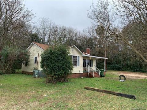 1667 Springdale Rd, Lancaster, SC 29720 photo 3