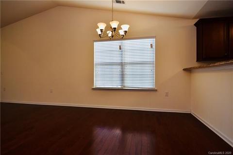 320 Lindpoint Ln, Monroe, NC 28110 photo 9