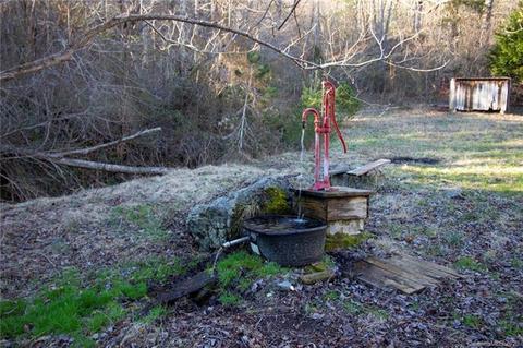 1380 Cedar Cliff Rd, Marshall, NC 28753 photo 7
