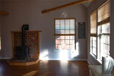 1380 Cedar Cliff Rd, Marshall, NC 28753 photo 13