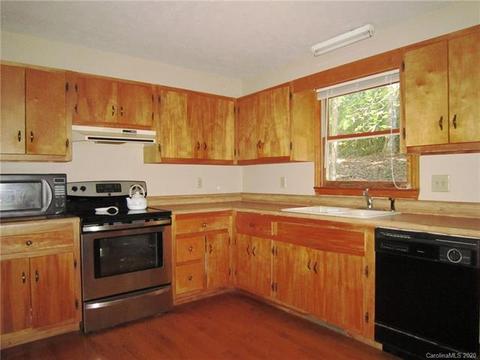6 Dixie Ln, Candler, NC 28715 photo 7