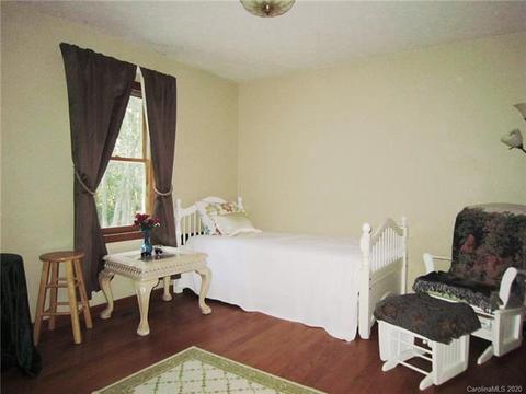 6 Dixie Ln, Candler, NC 28715 photo 10