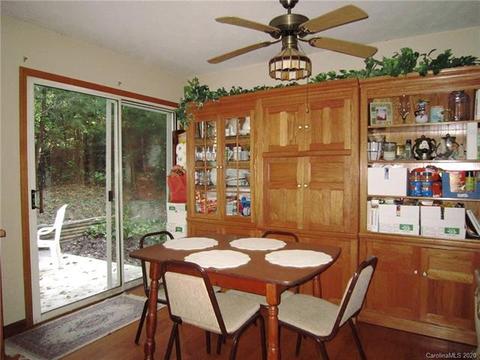 6 Dixie Ln, Candler, NC 28715 photo 5