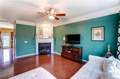 1096 Drayton Ct, Fort Mill, SC 29708 photo 8