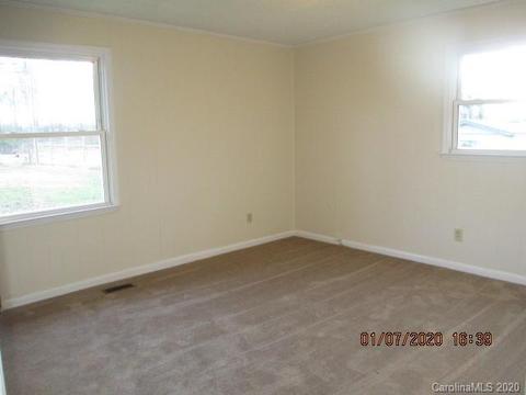 911 Pinhook Loop Rd, Gastonia, NC 28056 photo 17