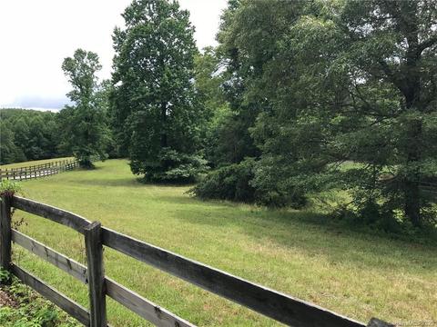 624 Bill Holbert Rd, Tryon, NC 28782 photo 4