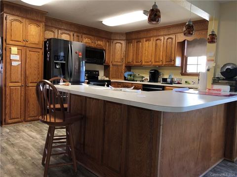 6484 Lackey Rd, Vale, NC 28168 photo 3