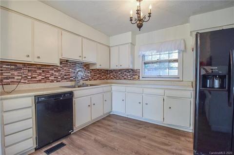 511 Bost Rd, Morganton, NC 28655 photo 10
