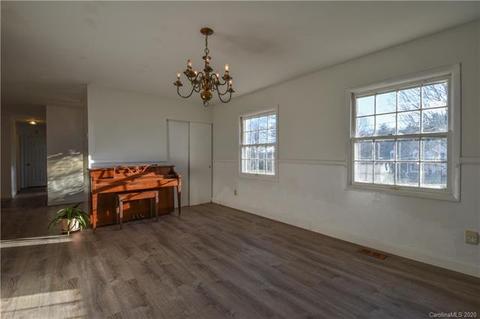 511 Bost Rd, Morganton, NC 28655 photo 8