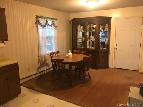 5498 Bryan Ln, Hickory, NC 28602 photo 10