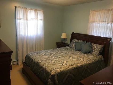 5498 Bryan Ln, Hickory, NC 28602 photo 8