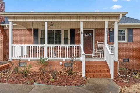 1287 Wallace St, Lancaster, SC 29720 photo 1